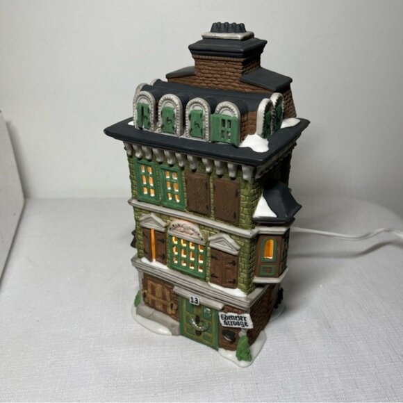 Dept56 Heritage Village Collection The Flat of Ebenezer Scrooge 1989 - Picture 3 of 9